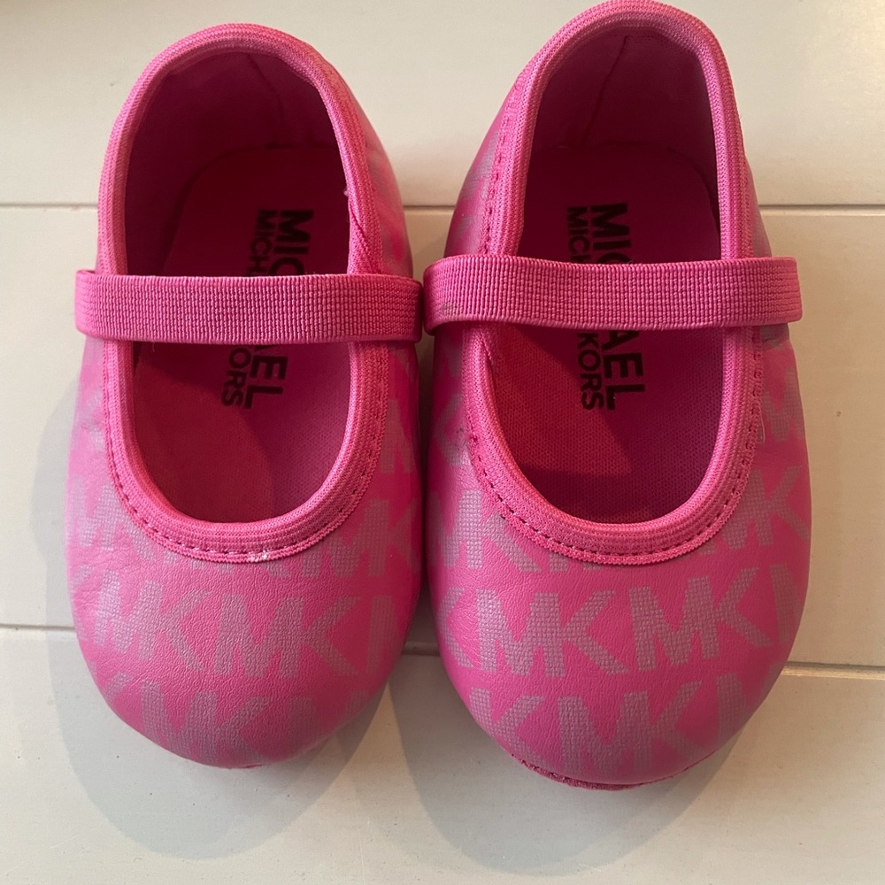 Michael Kors baby ballet flats pink like new size 3